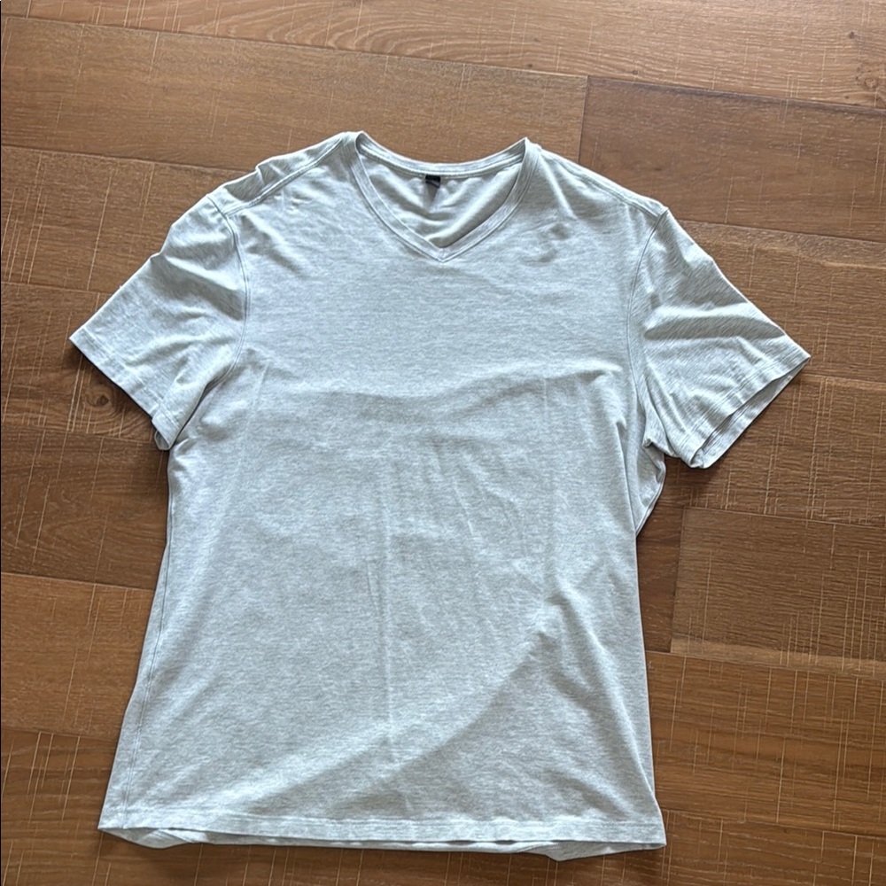 Lululemon Athletica Gray Short Sleeve Tee